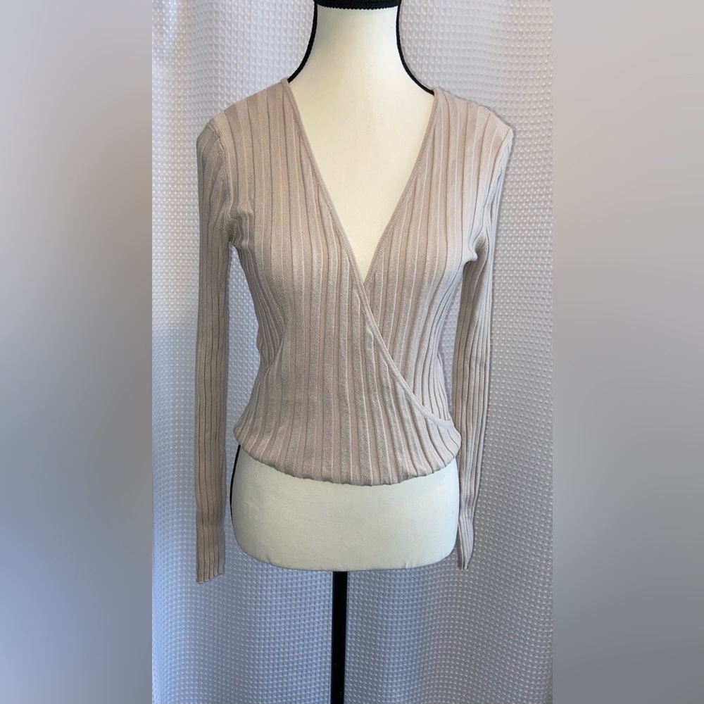 Dynamite‎ ribbed stretchy long sleeves wrap knit sweater size medium